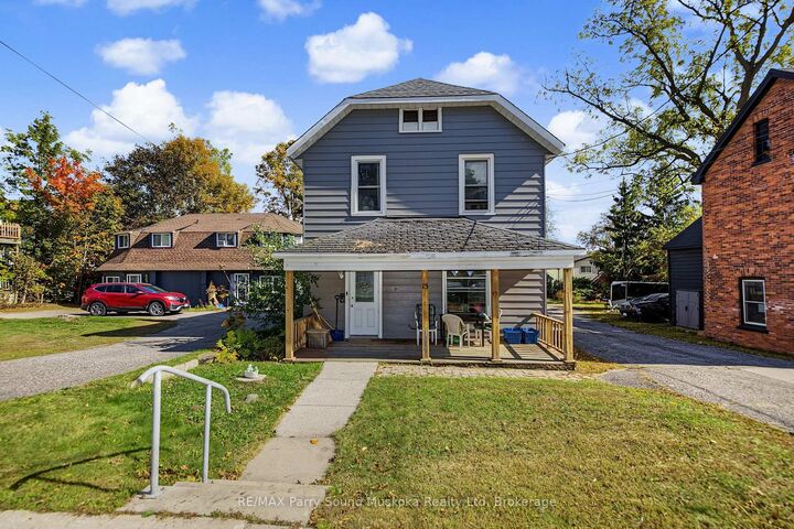 Property Photo:  15 Church Street  ON P2A 1Y2 