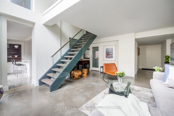 Property Photo: 80 Cumberland Street 1103 ON M5R 3V1