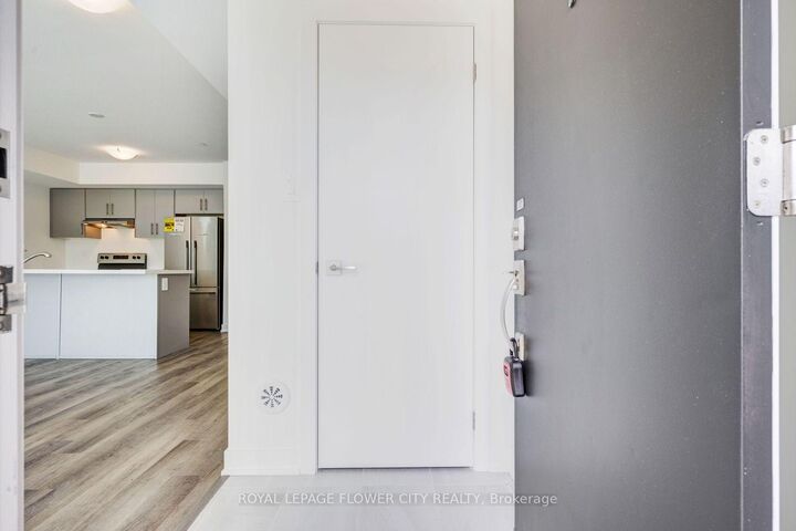 Property Photo: 65 Romilly Avenue 17 ON L7A 5L8