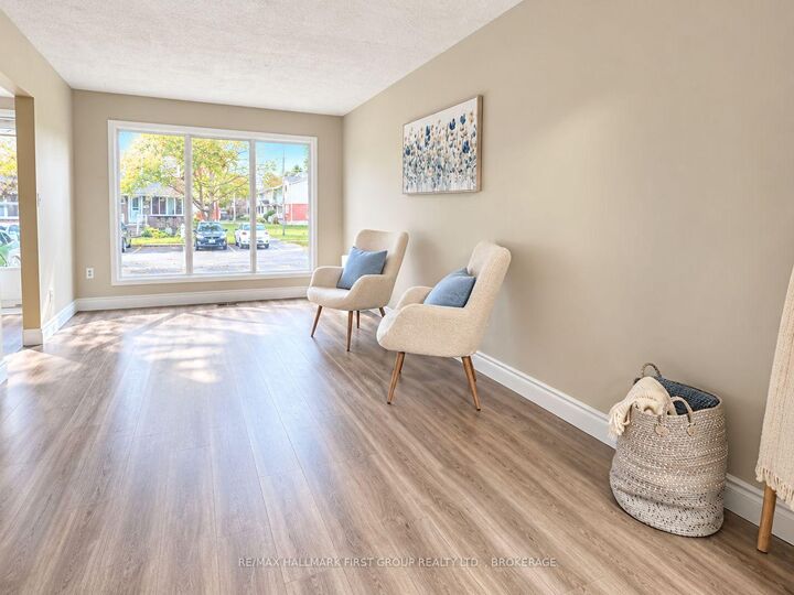 Property Photo:  23 Addington Street 17  ON K7N 1C6 