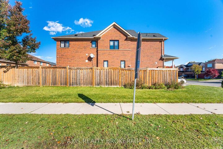 Property Photo: 2 Queen Mary Drive ON L7A 1X6