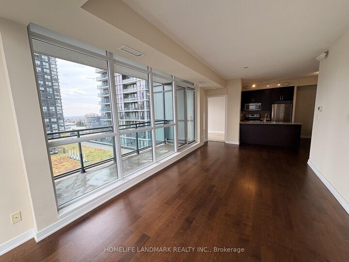 Property Photo:  4070 Confederation Parkway 1002  ON L5B 0E9 