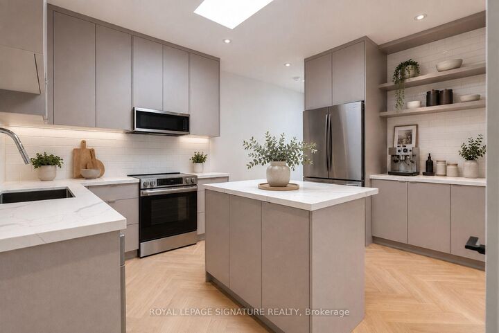 Property Photo:  390 Palmerston Boulevard Laneway  ON M6G 2N6 