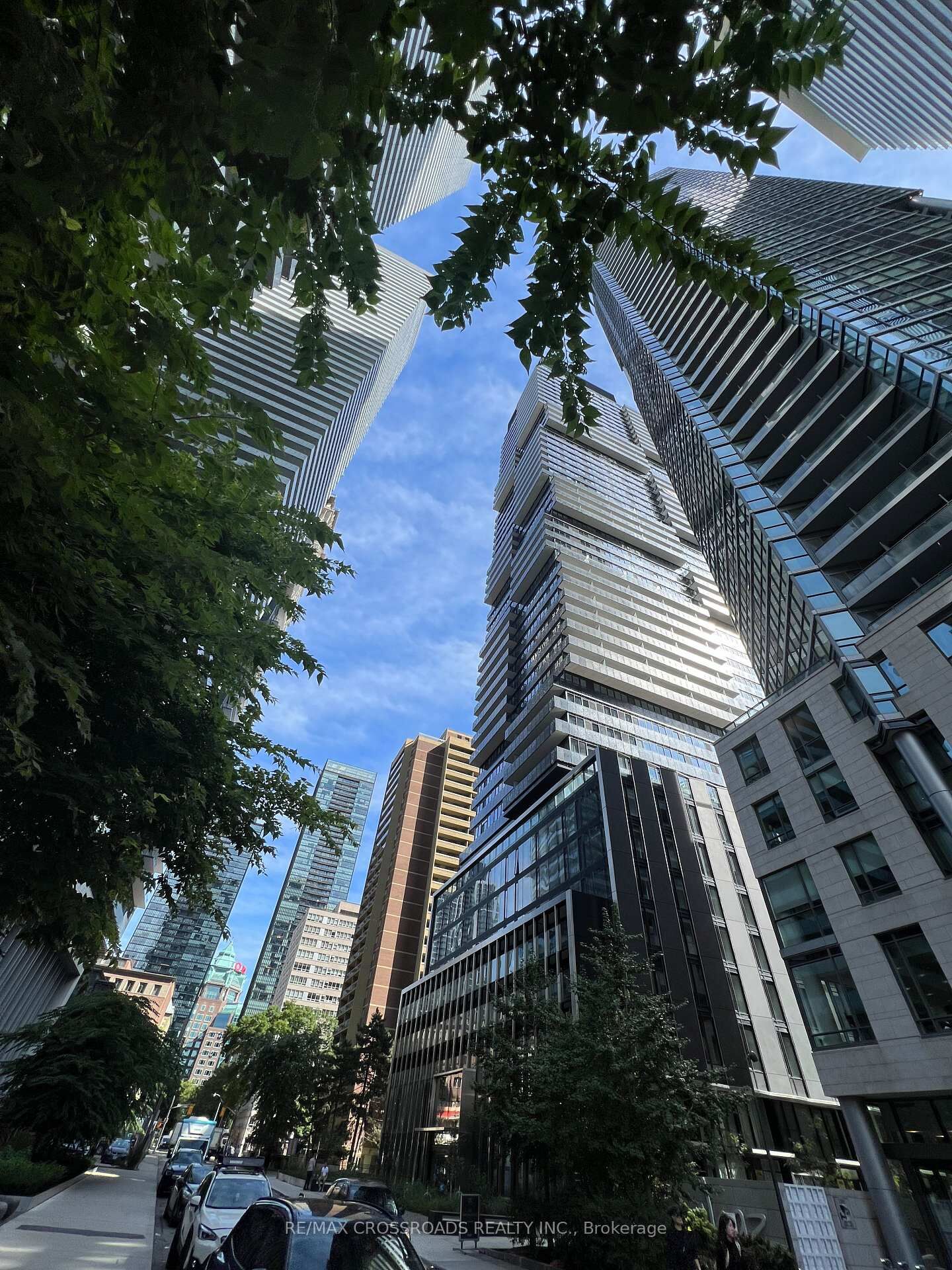 Property Photo:  55 Charles Street E 1401  ON M4Y 0J1 