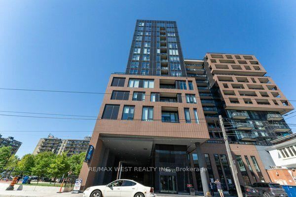 Property Photo:  270 Dufferin Street N 1207  ON M6K 0H8 