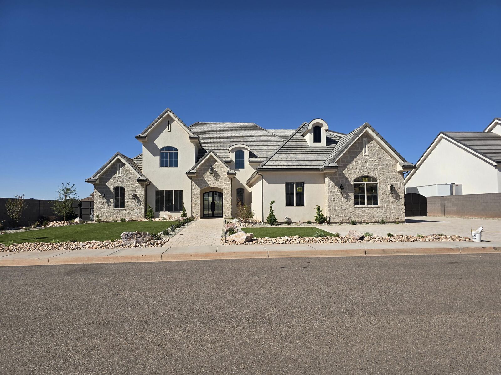 Property Photo: 2412 S Breckenridge Dr UT 84790