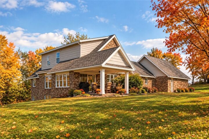 Property Photo:  160 S Benbrook Rd  PA 16001 