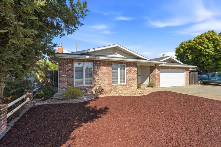 Property Photo:  2127 Tracy Place  CA 95242 