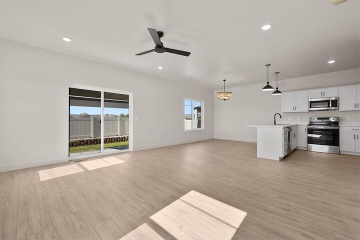 Property Photo:  918 Blackberry  MT 59106 