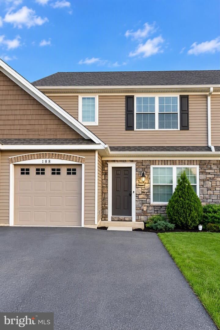 Property Photo: 188 Randolph Drive PA 17022