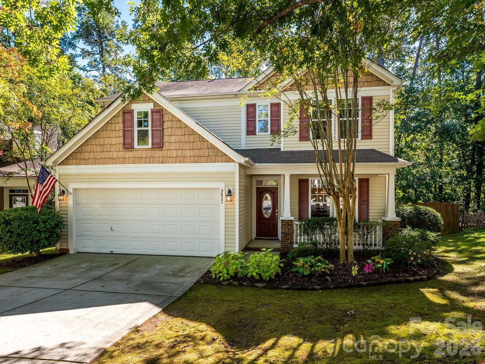 Property Photo: 9833 Coatbridge Drive NC 28269