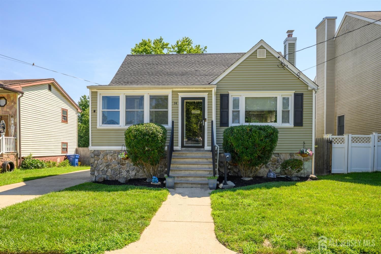 Property Photo:  14 Marie Street  NJ 08882 