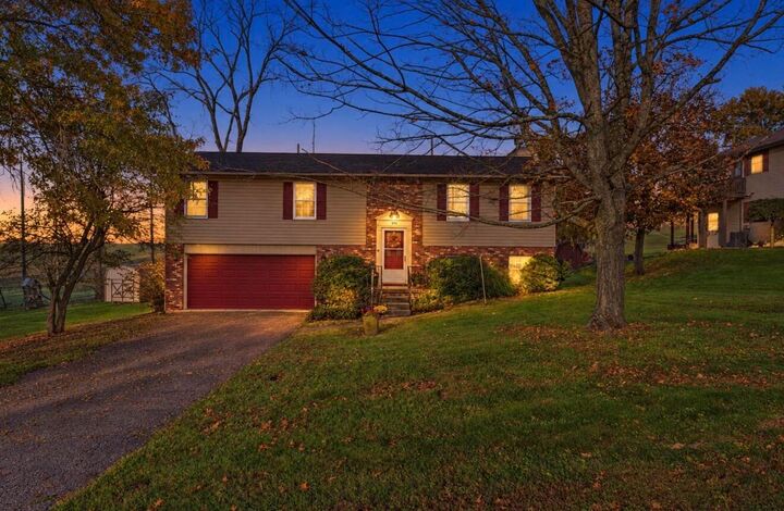 Property Photo: 895 Forest Hills Road OH 43056