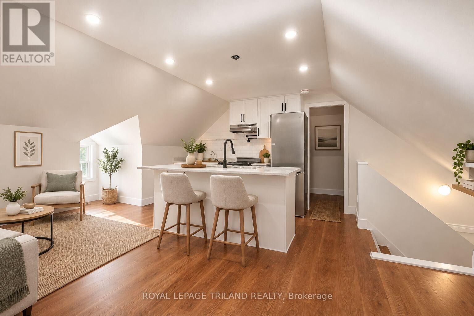 Property Photo:  22 Mitchell Street 1  ON N5R 2T7 