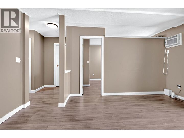 Property Photo:  245 Park Drive 18  BC V0E 1N1 