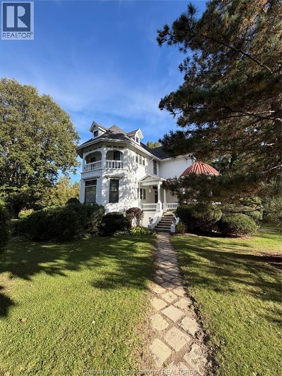 Property Photo:  55 Water Street  ON N7M 3H8 