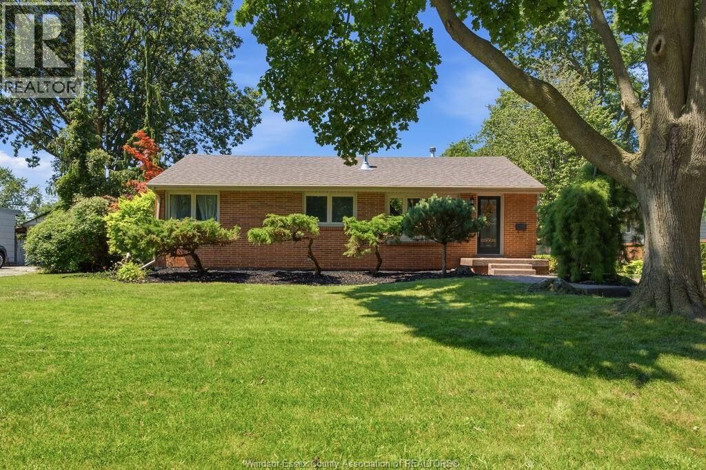 Property Photo: 251 St. Marks Road ON N8N 2H6