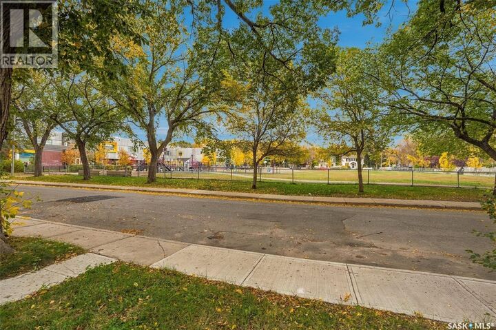 Property Photo:  2164 Argyle Street  SK S4T 3S9 