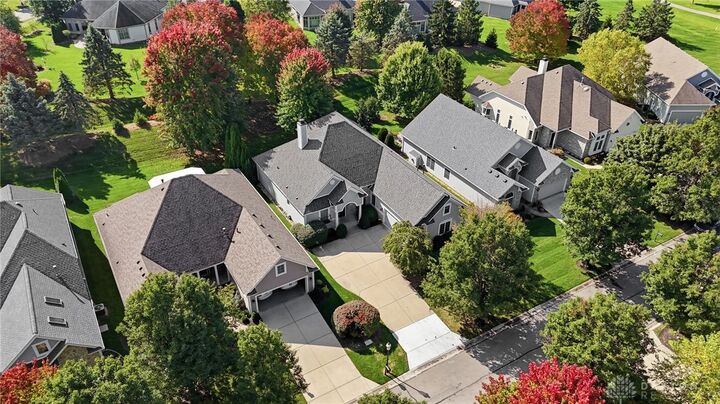 Property Photo:  1016 Wedgestone Court  OH 45458 