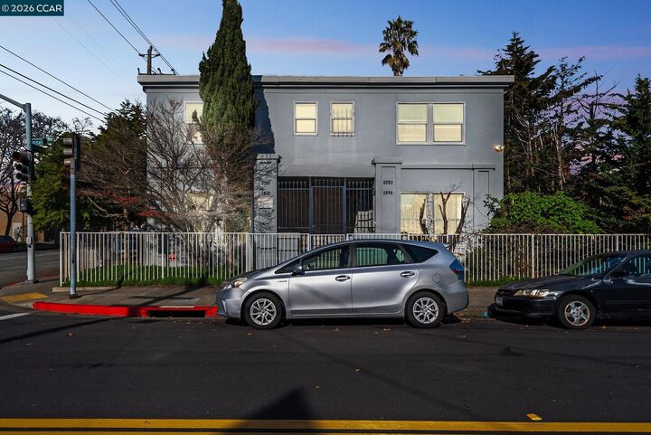 Property Photo: 1401 Bissell Ave CA 94801