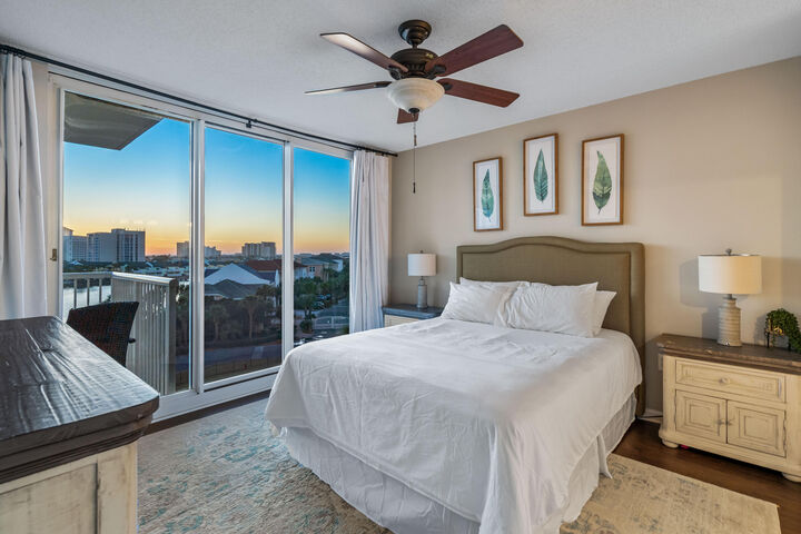 Property Photo:  970 US 98 407  FL 32541 
