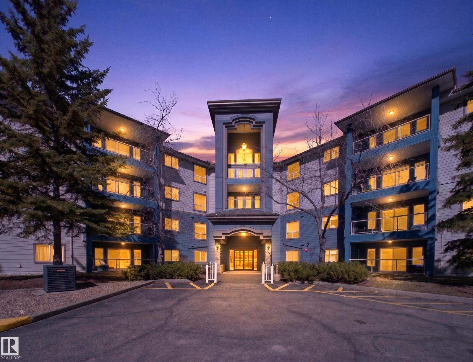 Property Photo:  70 Crystal Lane 307  AB T8H 1W6 