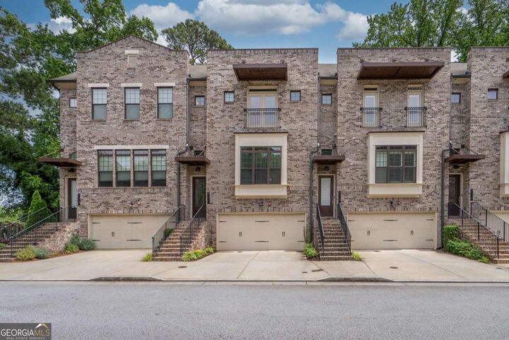Property Photo: 721 Boynton Lane GA 30030
