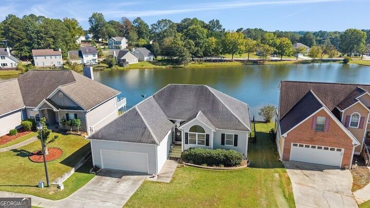 Property Photo:  107 Providence Court  GA 30116 