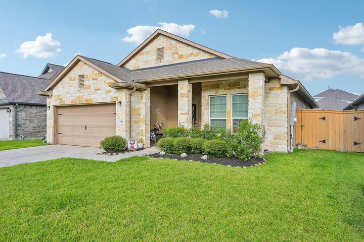 Property Photo:  2513 Bayrose Drive  TX 77568 