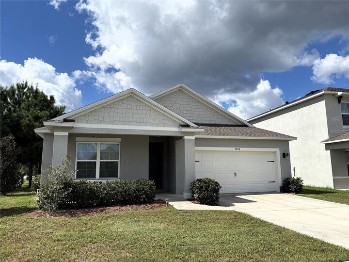 Property Photo: 2894 Common Crane Court FL 34773