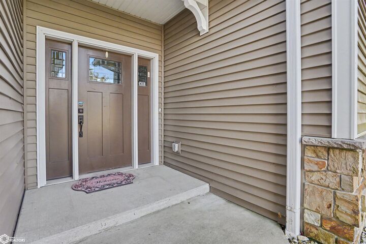 Property Photo:  5193 Turnberry Court  IA 52601 
