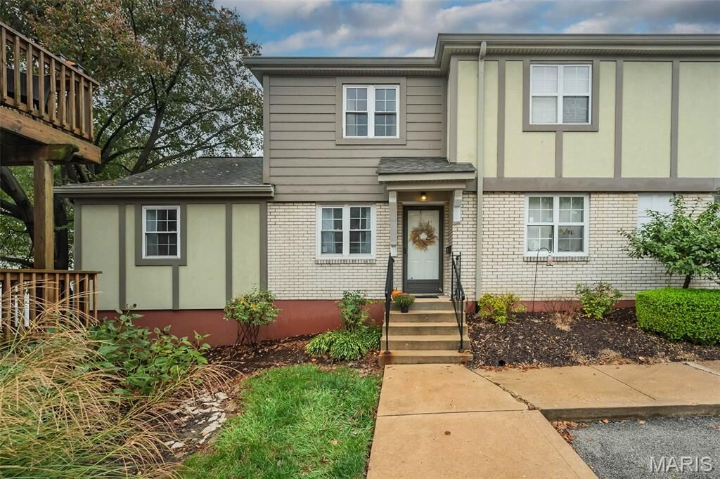 Property Photo:  1435 Oriole Place  MO 63144 