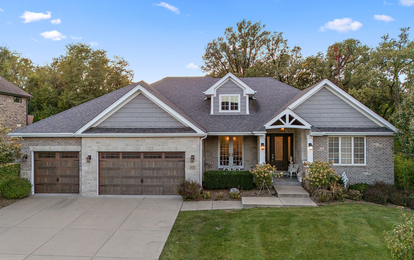 Property Photo: 14342 Fawn View Circle IL 60467