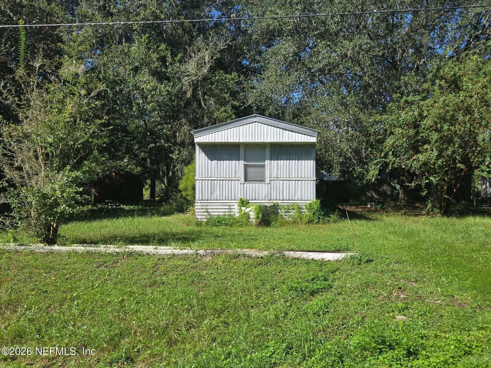 Property Photo: 251 Tarpon Boulevard FL 32177