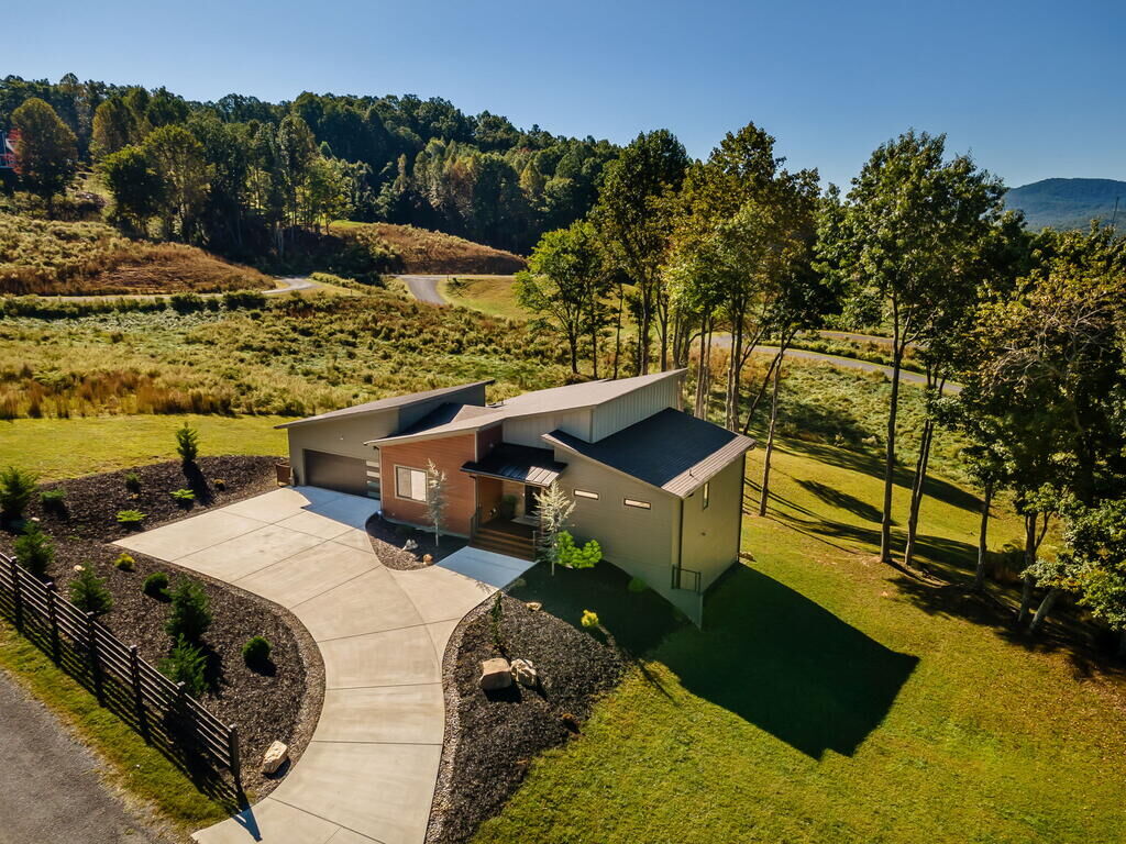 Property Photo:  160 Big Valley Drive  GA 30560 