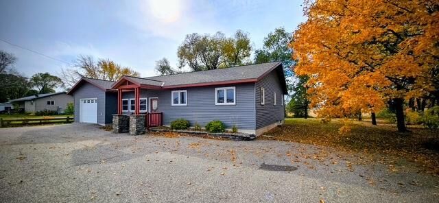 Property Photo:  117 Memorial Drive NW  MN 56339 