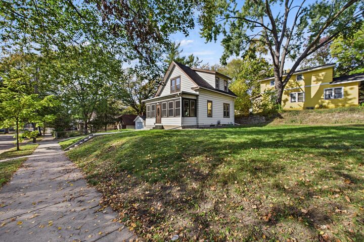 Property Photo: 3501 Queen Avenue N MN 55412