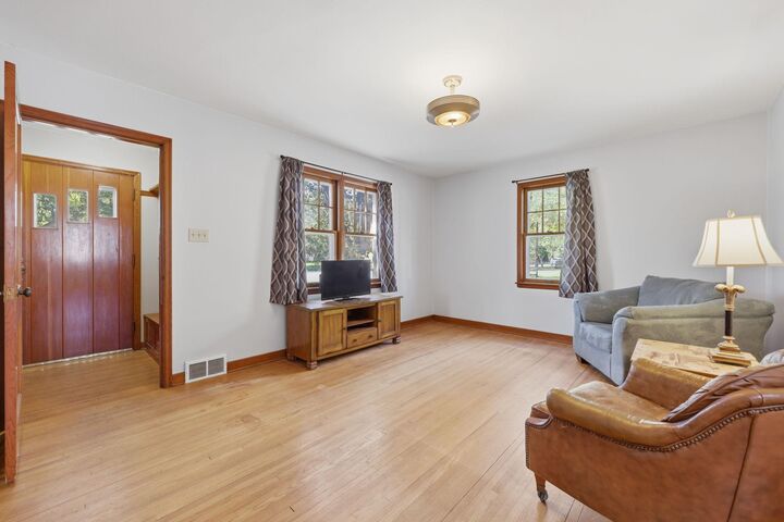 Property Photo:  800 Broadway Avenue S  MN 56379 