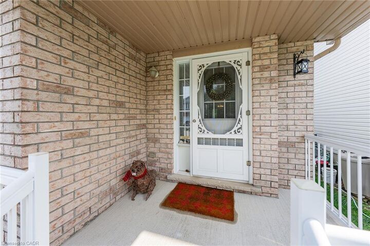 Property Photo:  632 Violet Street  ON N2V 2V9 