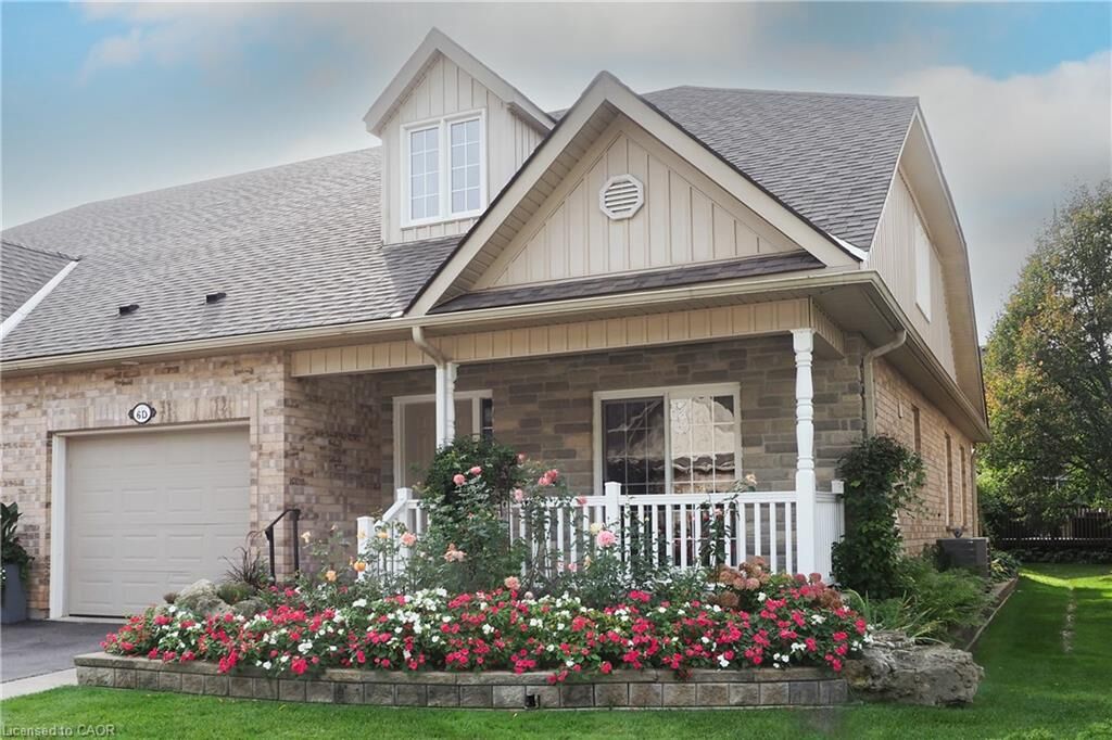 Property Photo:  350 Doon Valley Drive 6D  ON N2P 2M9 