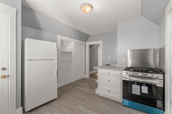 Property Photo:  107 Vernon St  MA 01610 