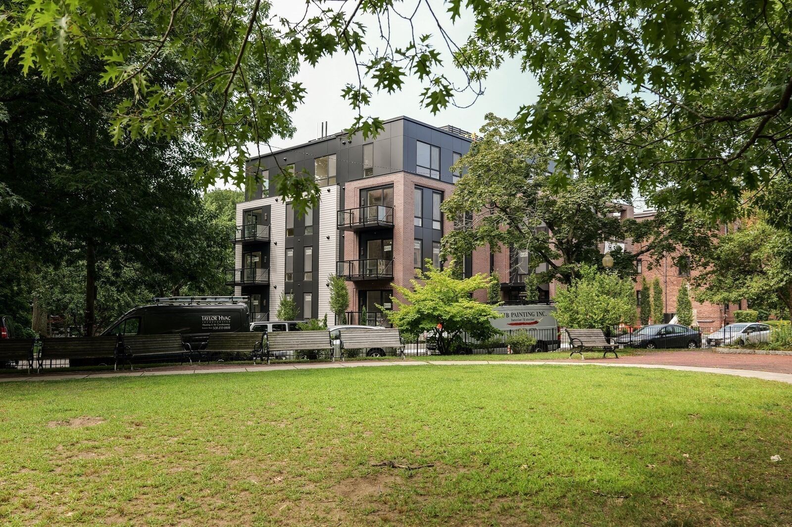Property Photo:  80 Vernon Penthouse B  MA 02446 