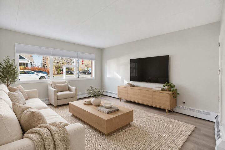 Property Photo:  1414 12 Street SW 102  AB T3C 3T2 