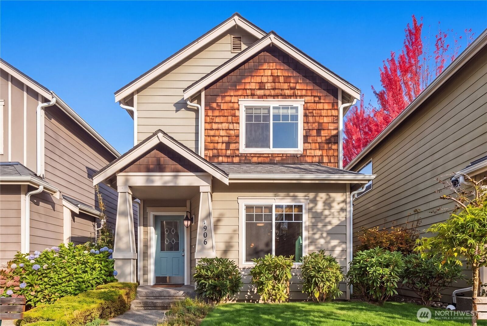 Property Photo:  906  116th Place SE 3  WA 98208 