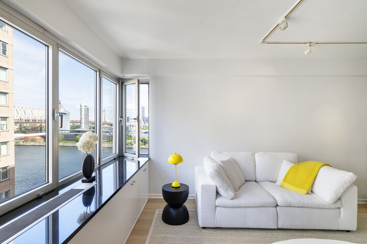 Property Photo: 45 Sutton Place S 15C NY 10022