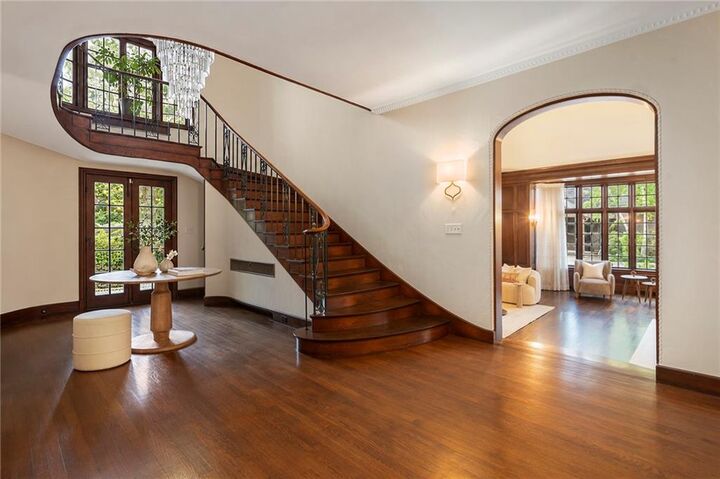 Property Photo:  330 Freeman Parkway  RI 02906 