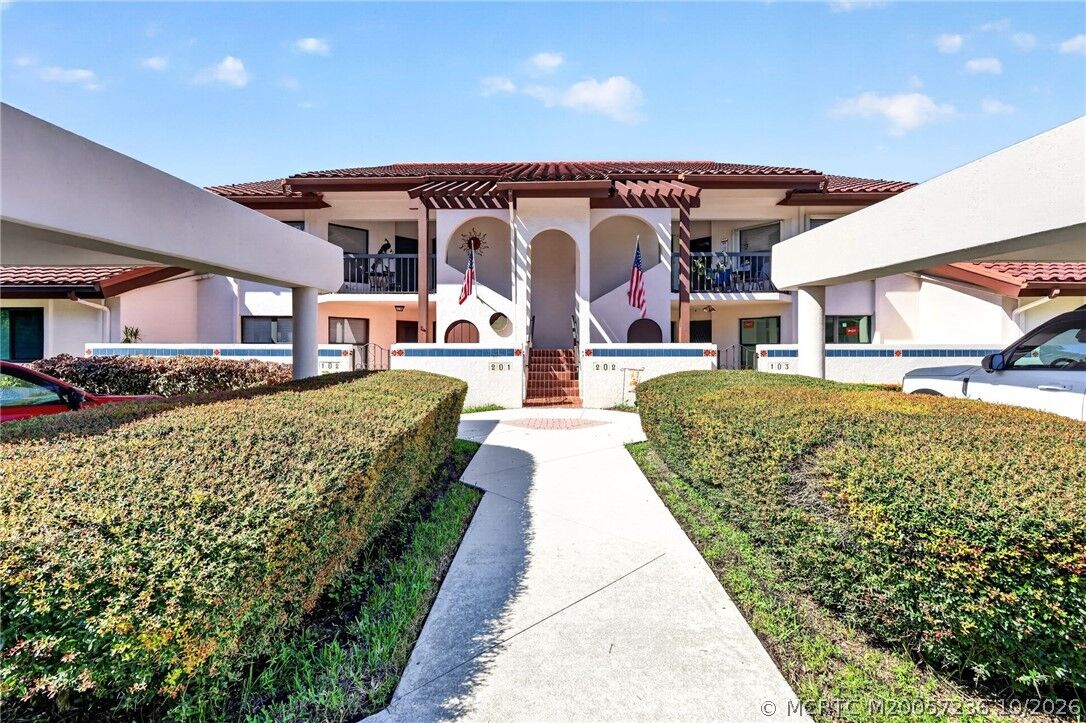 Property Photo:  6070 SE Martinique Drive 202  FL 34997 