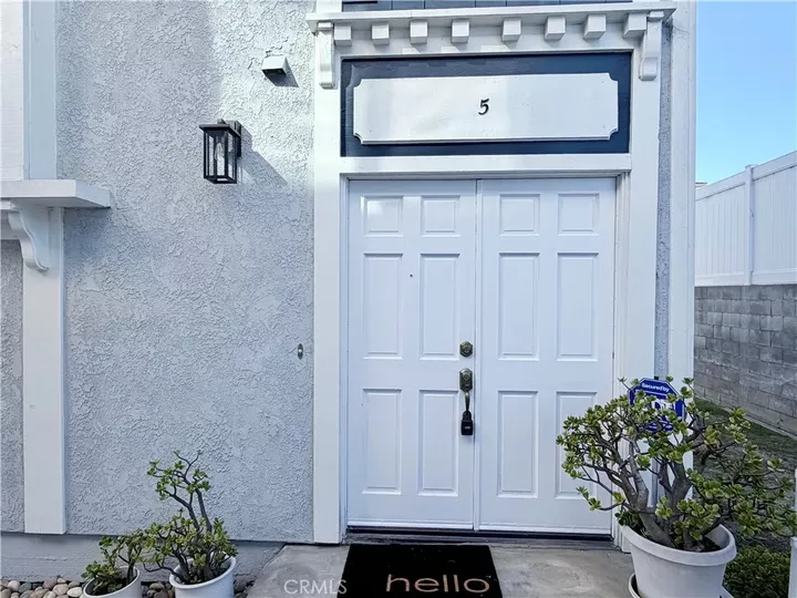 Property Photo:  1421 12th Street 5  CA 90266 