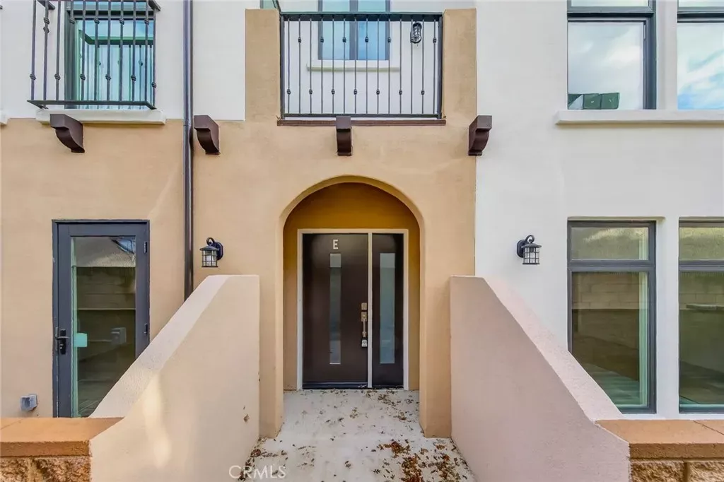 Property Photo:  306 San Marcos E  CA 91776 