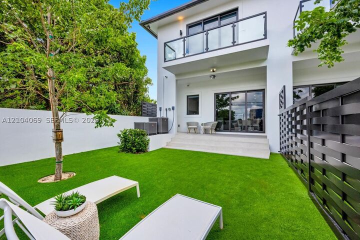 Property Photo: 1771 NW 3 St FL 33125